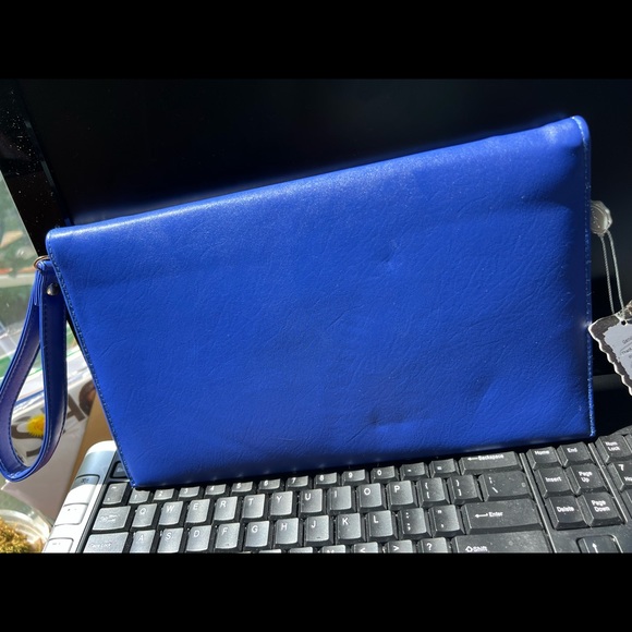 Miztique designer cobalt blue gold chain strap hardware bag - Picture 6 of 13